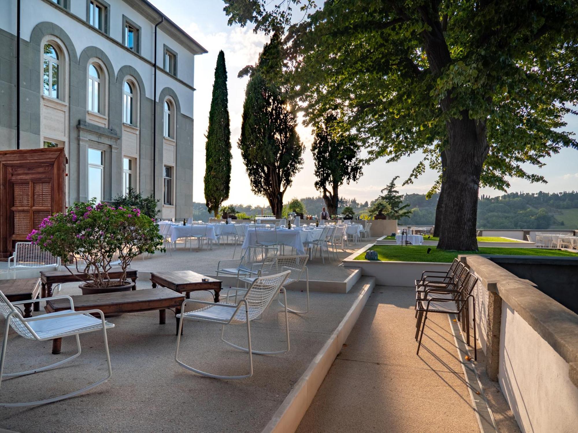Boutique Hotel Villa Monty Banks Cesena Exteriör bild